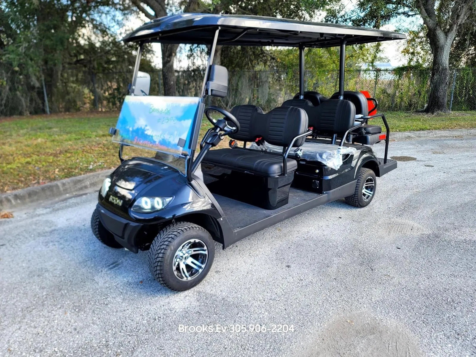 2025 Icon i60 Golf cart
