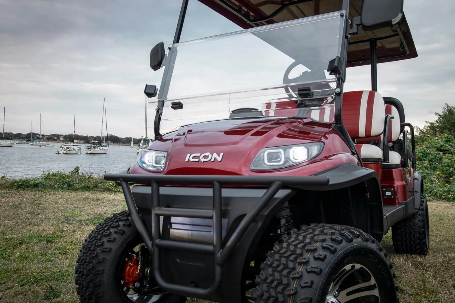 2025 Icon i60L Golf Cart