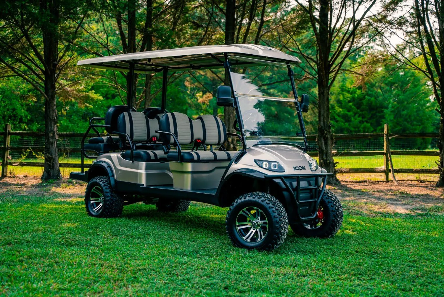 2025 Icon i60L Golf Cart