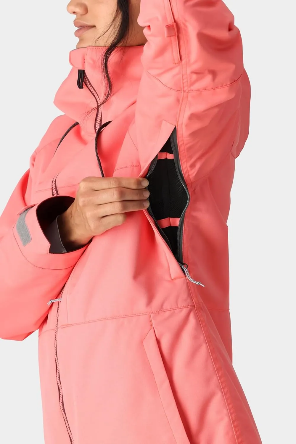 686 Women's Athena Jacket - Insulated Coat with 2-Layer Fabric Design, Modern Fit and Taped Seams - Water & Weather Resistant