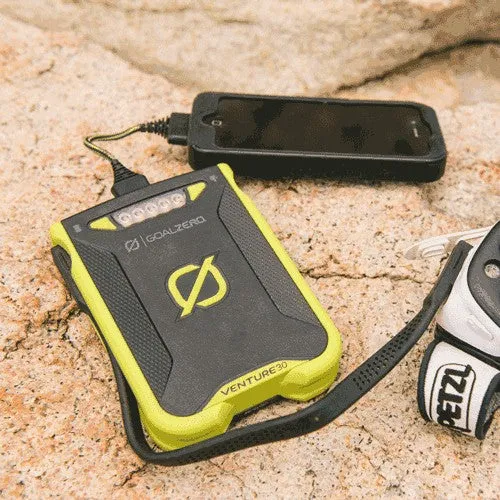 Nomad 10   Venture 30 Solar Kit