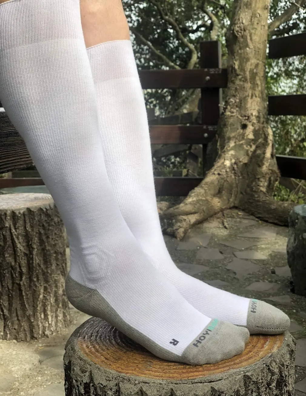Plus Size Compression Knee High Socks, Wide Calf Extra Large for Men and Women, Comfortable Cotton