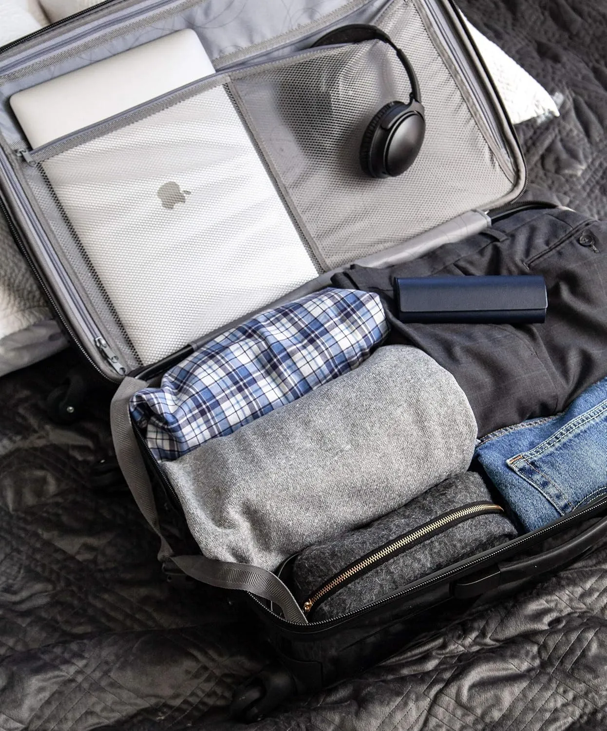 Samsonite Winfield 2 Hardside Expandable Luggage with Spinner Wheels, Charcoal, Checked-Large 28-Inch
