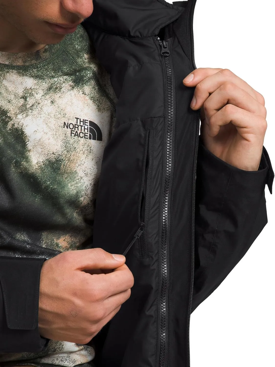 THE NORTH FACE Men’s ThermoBall Eco Snow Triclimate Waterproof Insulated Ski Jacket