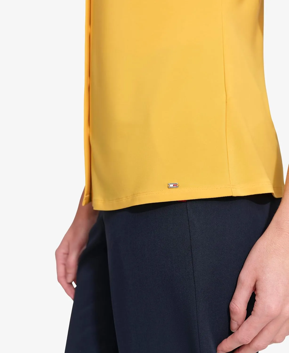 Tommy Hilfiger Women's Classic Collared Button Front Sleeveless-Knit Top