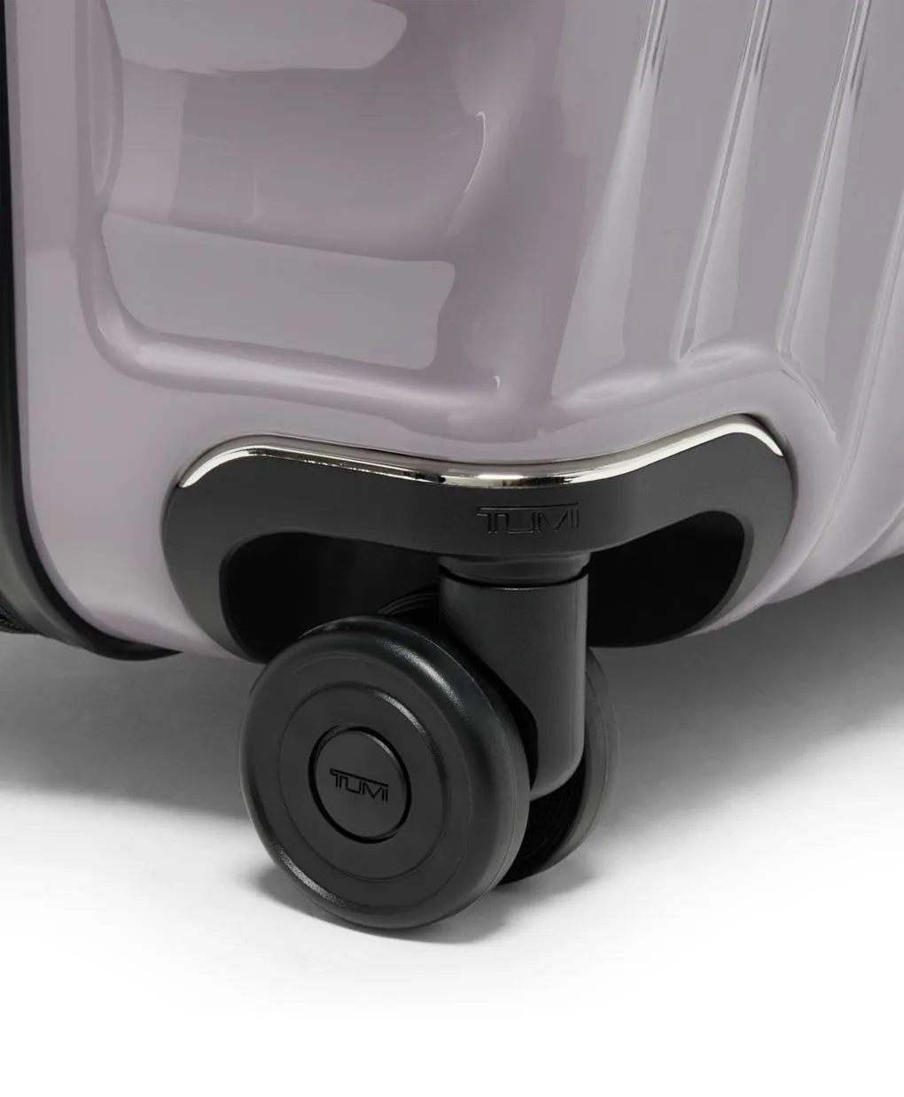 Tumi 19 Degree Extended Trip Expandable 4 Wheeled Packing Case