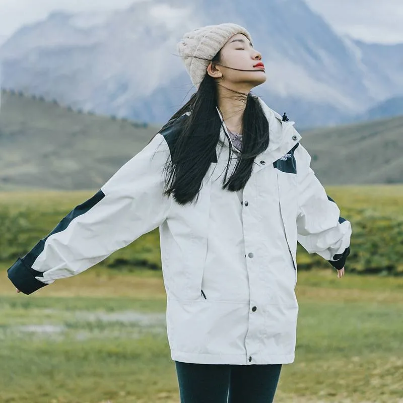 Upgrade Your Outdoor Gear with 2023 Windproof Waterproof Jacket