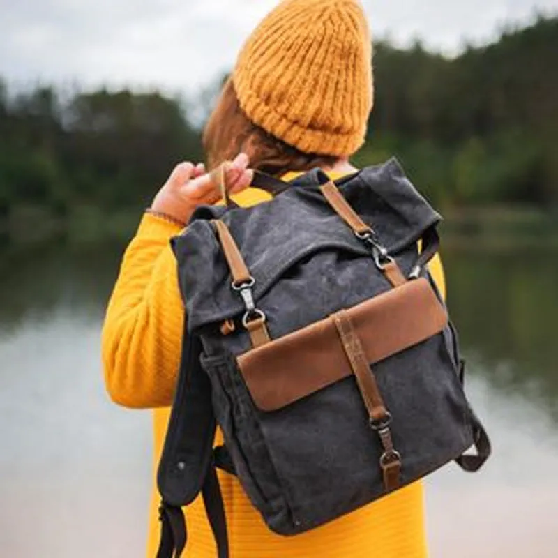 Vintage Roll-Top Canvas Backpack with Belt Buckle Closure