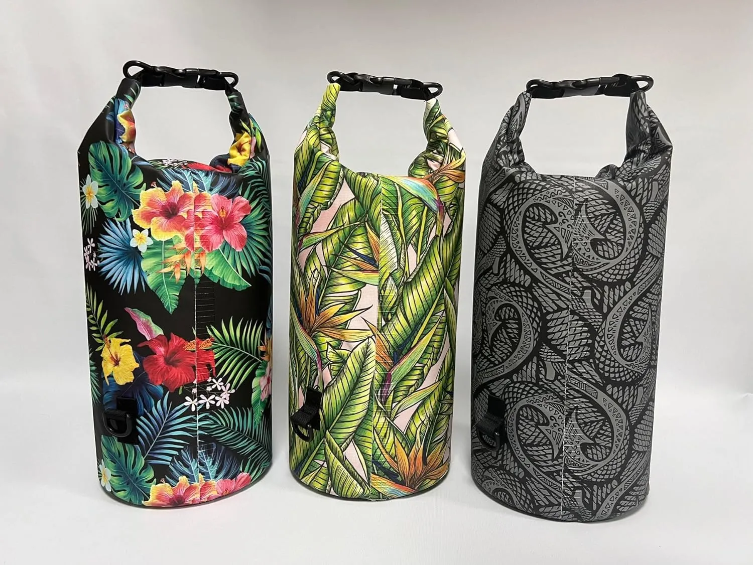 Waterproof Dry Bag with strap PRINTS Series - floats, boating, surfing, diving outdoors Makau-Hooked
