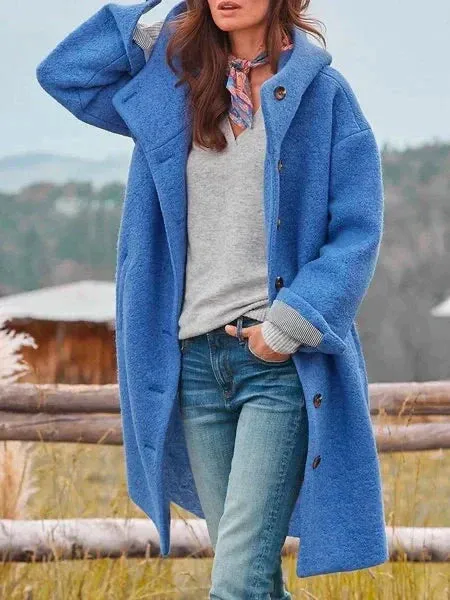Winter coat in plain colors and with pockets