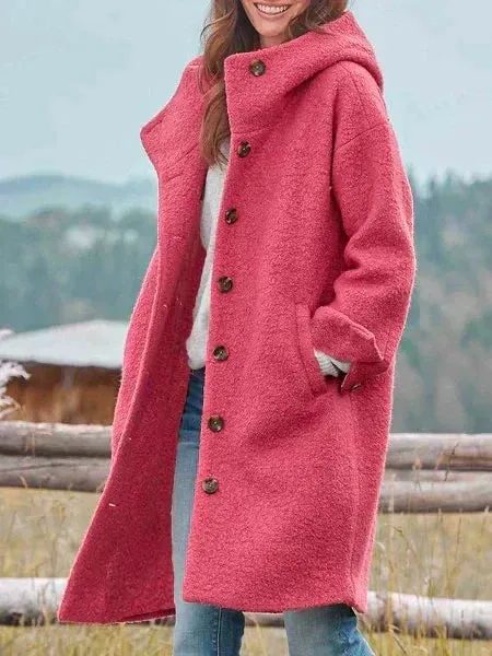 Winter coat in plain colors and with pockets