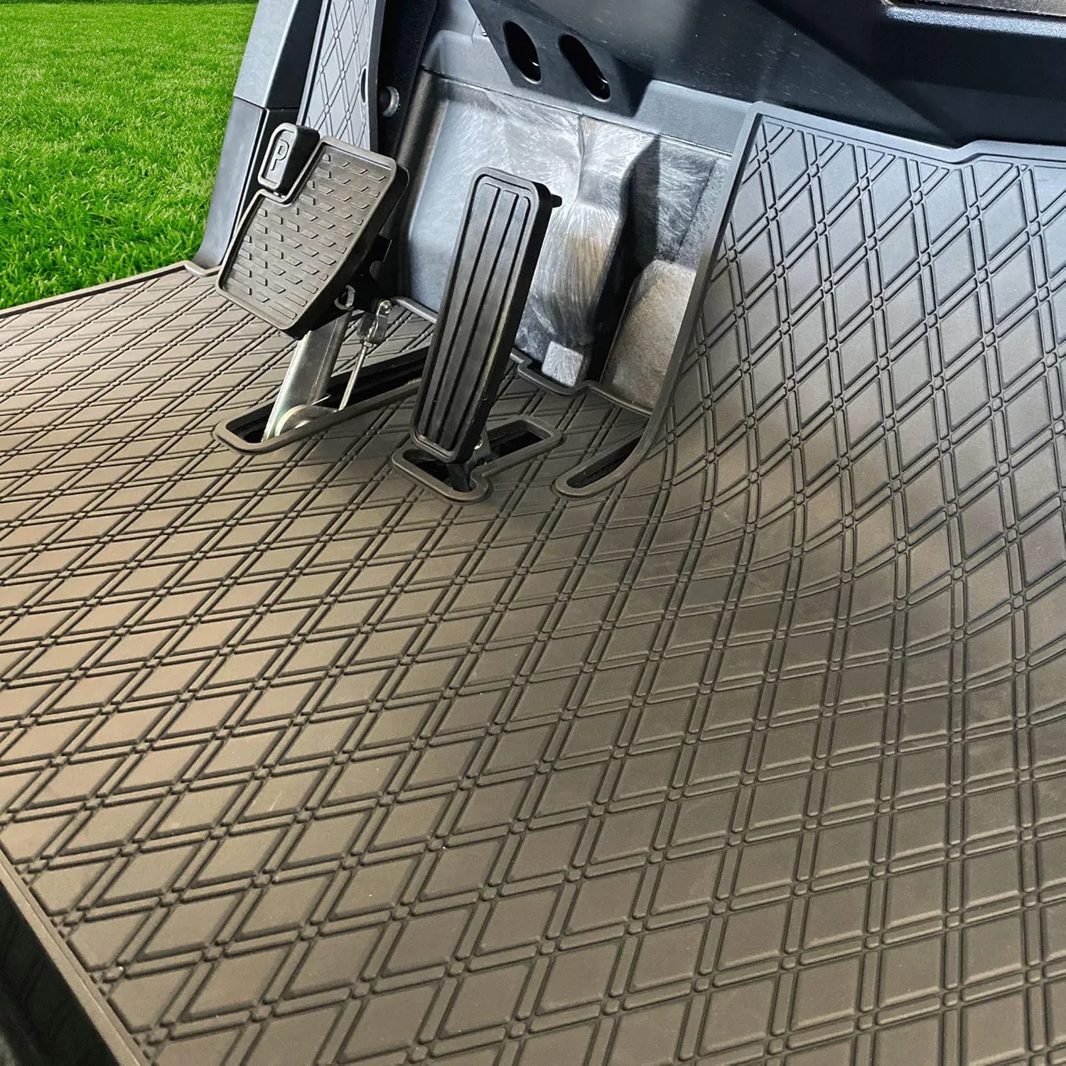 Xtreme Mats Full Coverage Rubber Golf Cart Floor Mat Compatible with Yamaha Brand Golf Carts Drive2 EFI QuieTech (All Black)
