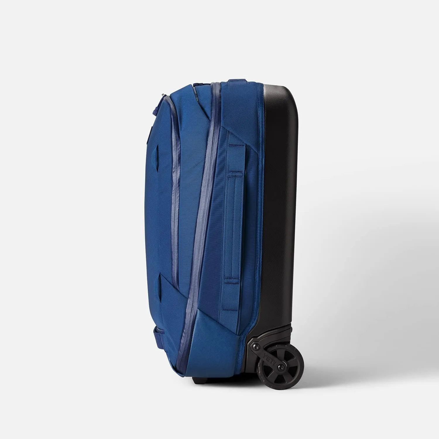 YETI Crossroads Luggage